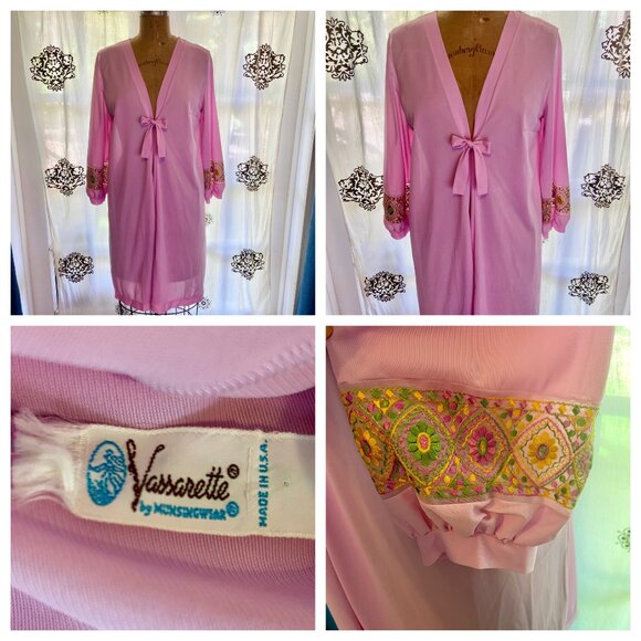 Vintage 70s VASSARETTE Pink Nylon Embroidery Robe Cottagecore Coquette Boho M - Picture 1 of 10